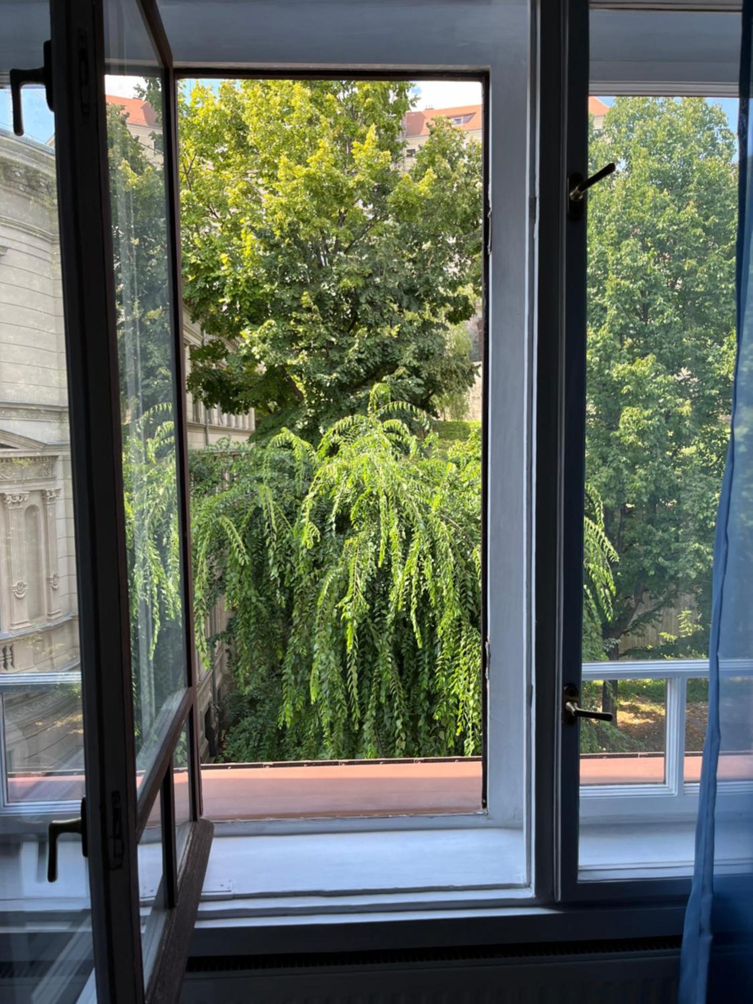 Sunny Studio At The Castle Будапеща Екстериор снимка